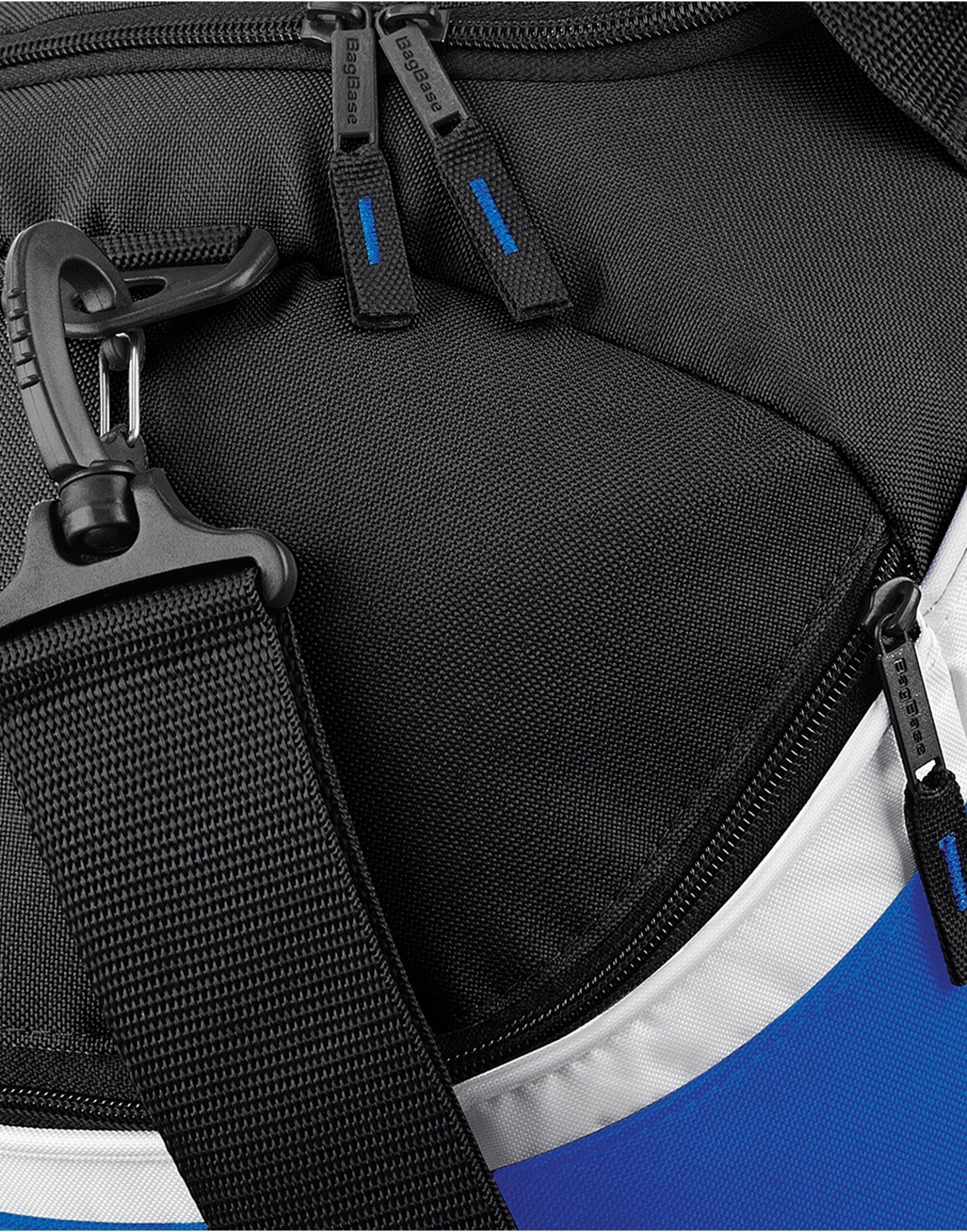 Side profile of the navy Bagbase Teamwear Holdall, perfect for carrying all your team gear.