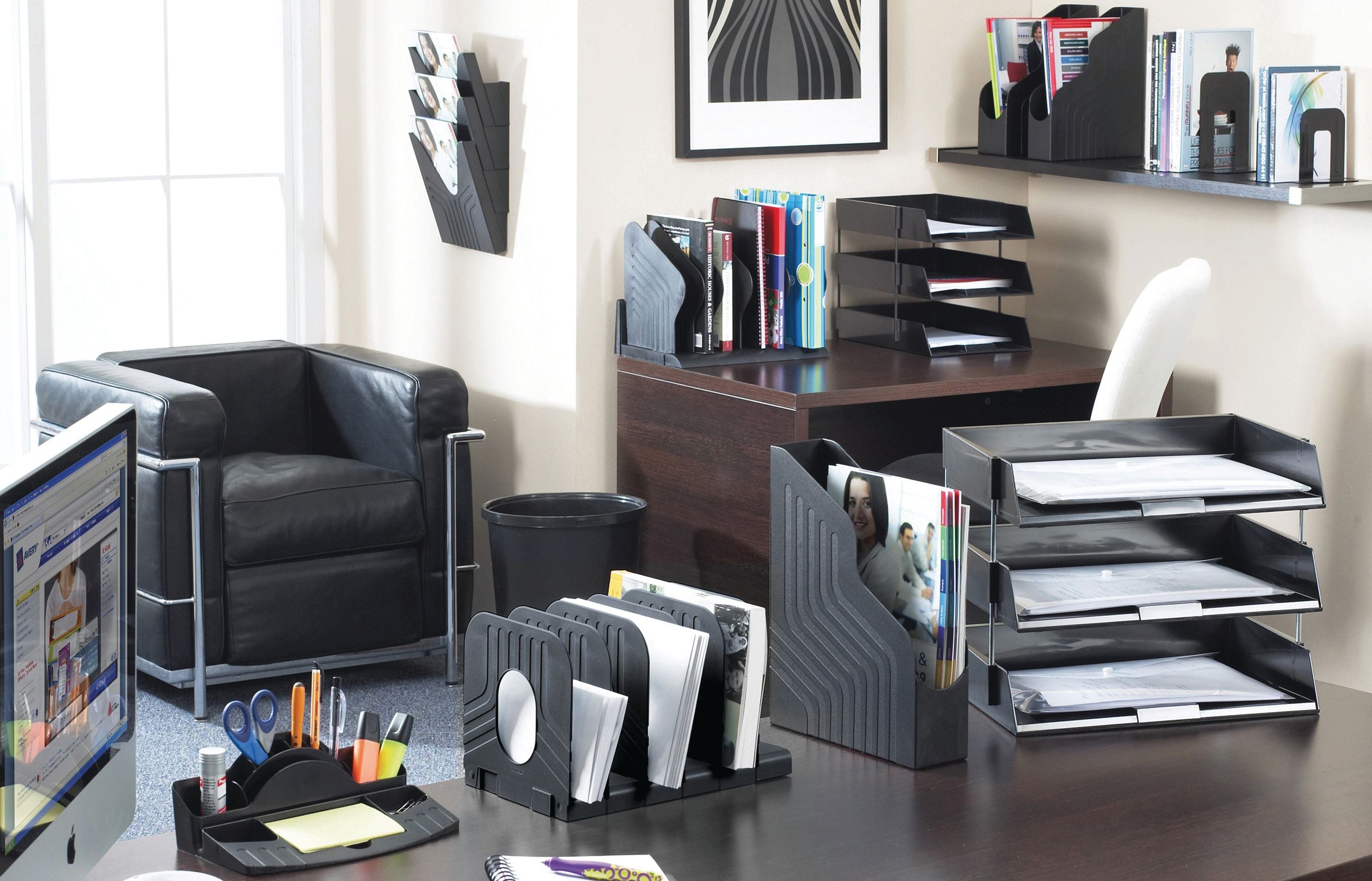 Avery Original Standard Magazine Rack Black 440sxblk