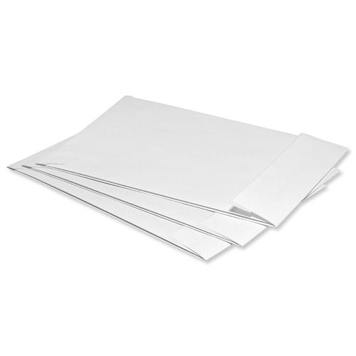 5 Star Office Envelopes Peel And Seal Window Gusset 25mm 120gsm C4 324x229x25mm White – (Pack of 125)
