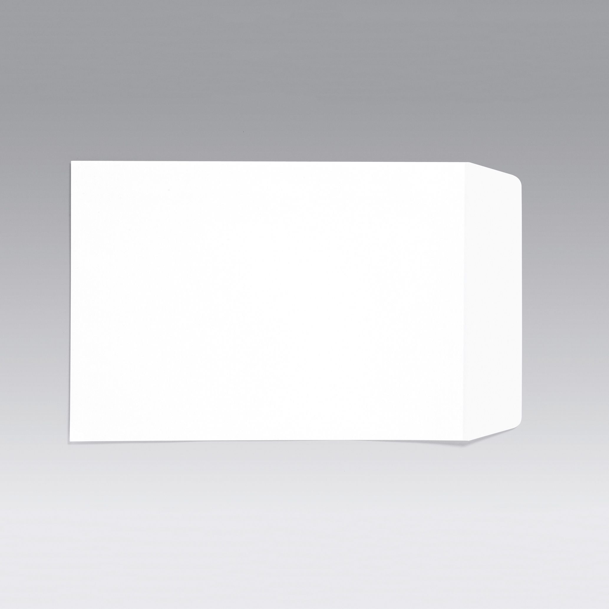 5 Star Office Envelopes Pocket Self Seal 90gsm C4 324x229mm White – (Pack of 250)
