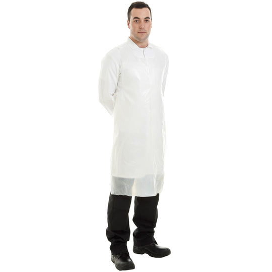 Disposable white PE aprons by Supertouch designed for food handling and cleaning tasks