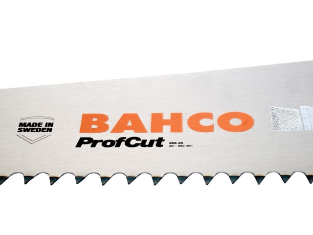 The Bahco ProfCut block saw in use, cutting through an aerated concrete block.