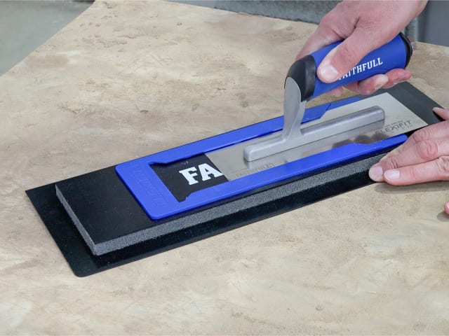 Faithfull Flexifit Trowel with Foam