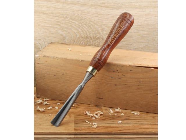 Faithfull V-Straight Part Carving Chisel