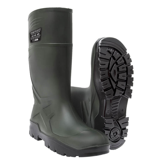 Green PU safety wellington with steel toe, slip-resistant sole, and reinforced ankle support.