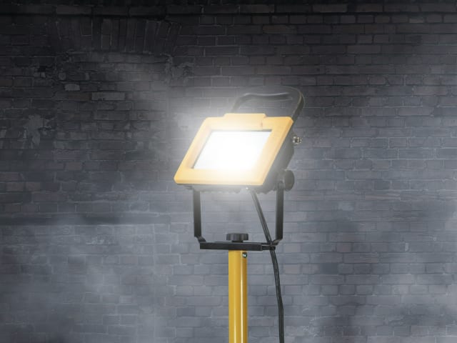 Faithfull Power Plus SMD LED Tripod Site Light