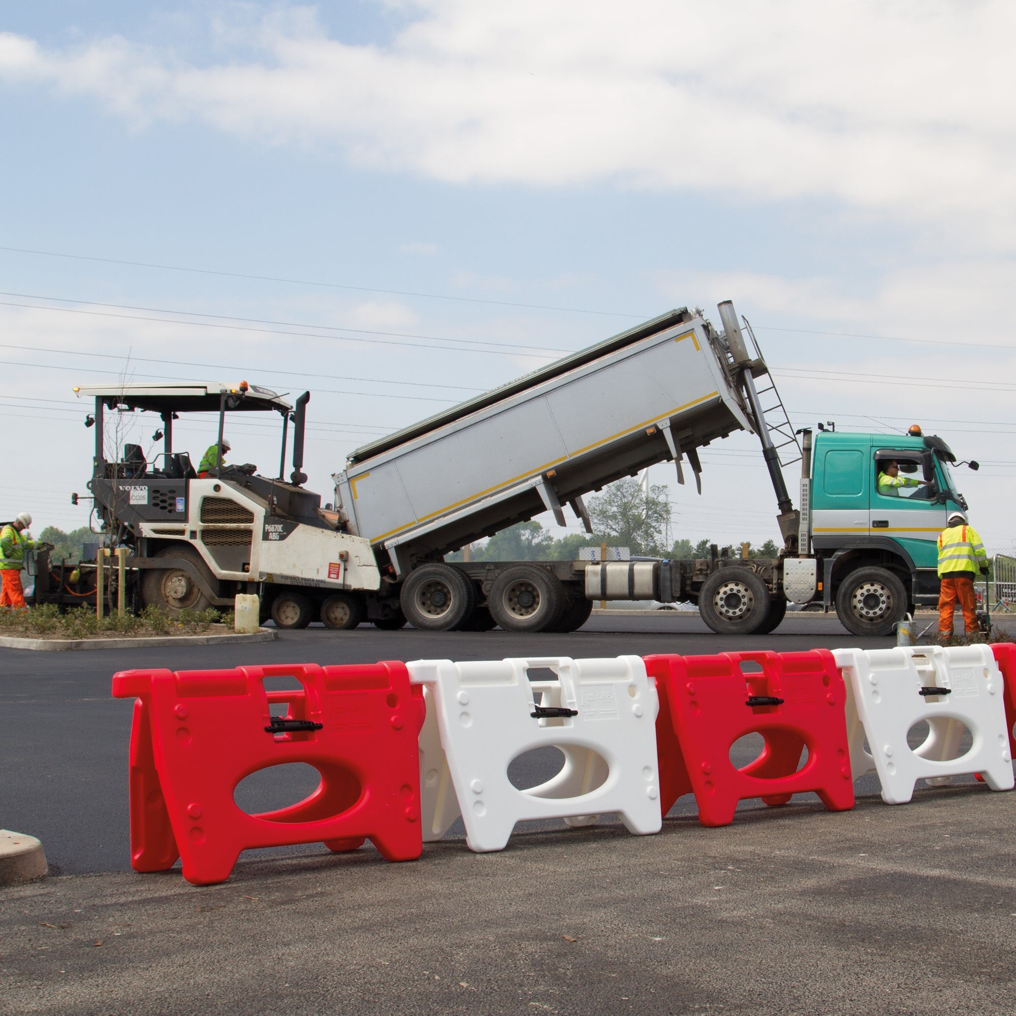 JSP AlphaBloc® 1m Folding Traffic Separator